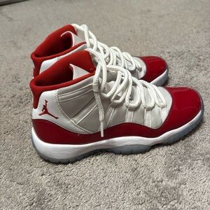 Air Jordan 11 in Cherry 🍒